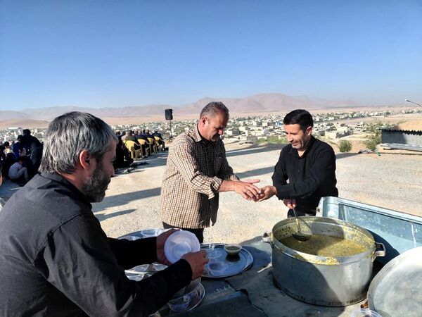 برگزاری مراسم پرفیض دعای ندبه در تپه نورالشهدا شهر نقنه