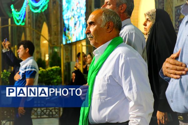 عید امامت در حرم امام رضا(ع)