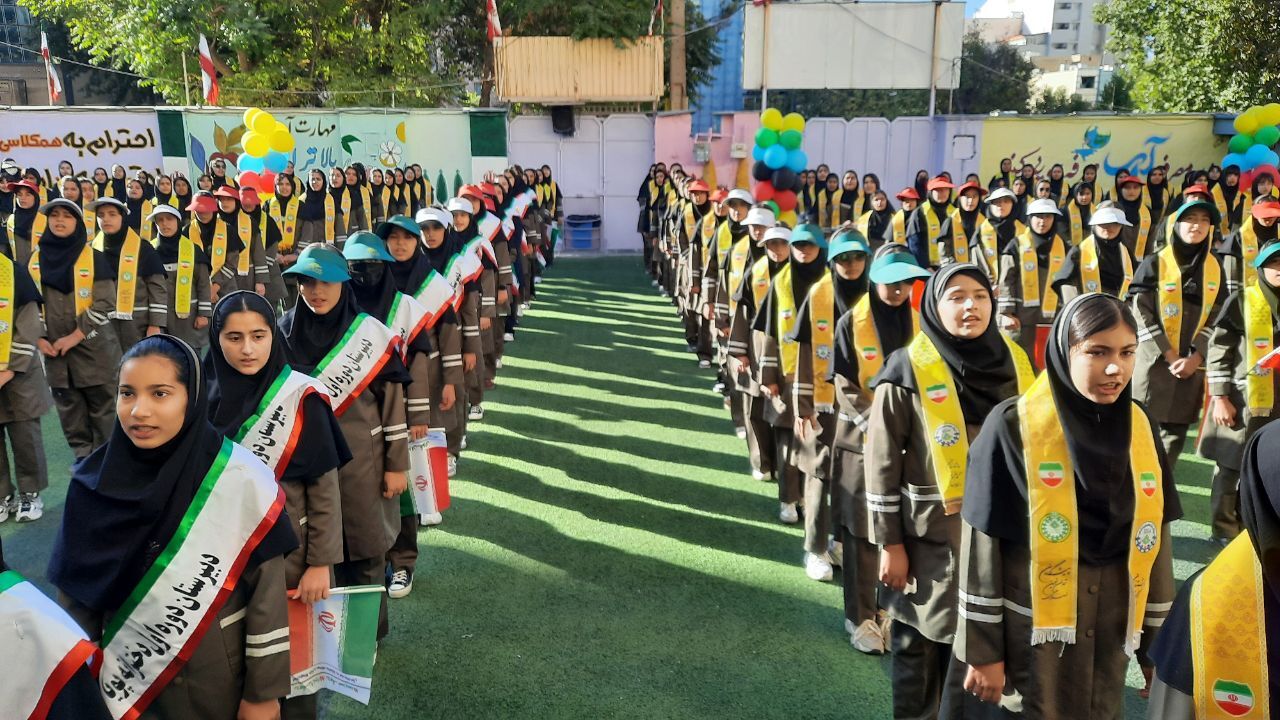 همایش «وطن‌یار» با هدف تقویت هویت ملی در میان دانش‌آموزان شهر یاسوج برگزار شد