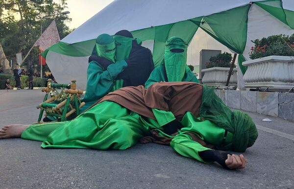 برپایی مراسم خیمه سوزان عصر عاشورا به یاد خاندان پاک اباعبدالله(ع)