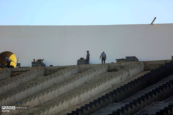 بازدید خبرنگاران از روند بازسازی و تعمیرات ورزشگاه آزادی 