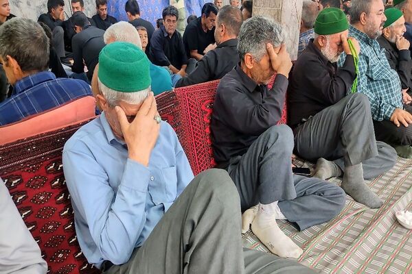 مراسم عزاداری و زنجیرزنی هیئات مذهبی شهر بار در روز تاسوعا حسینی 