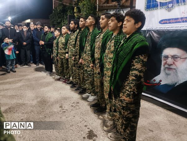 سفره افطاری خیابانی و تجمع منتقمین رهبر شهید در روستای ریحان‌آباد گلوگاه