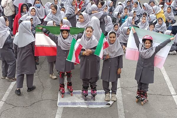 جشن انقلاب در ناحیه دو شهرری با حضور معاون پرورشی و فرهنگی شهرستانهای استان تهران 