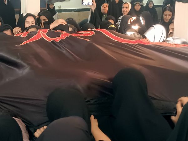 گردهمایی‌ بزرگ دختران فاطمی در مسجد امام حسن عسکری (ع)
