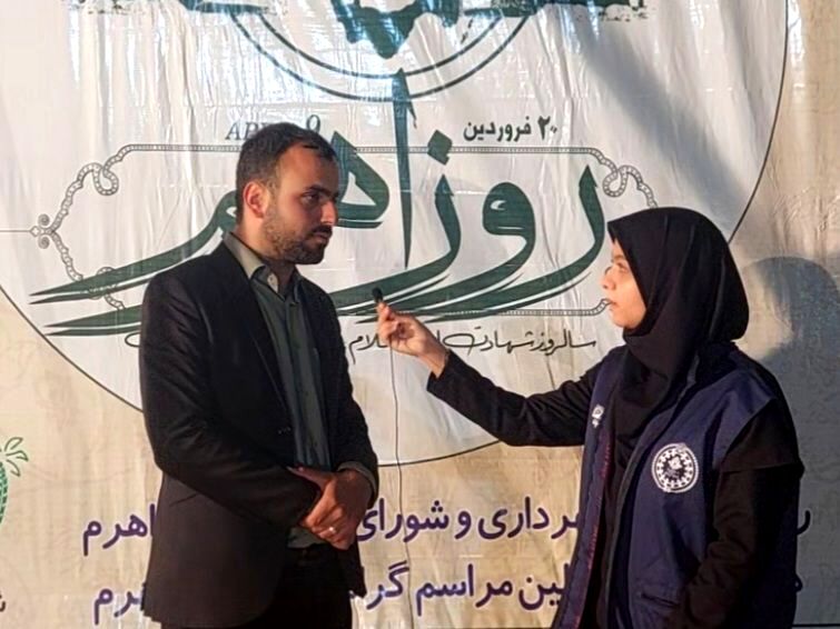 گرامیداشت روز اهرم در تنگستان برگزار شد