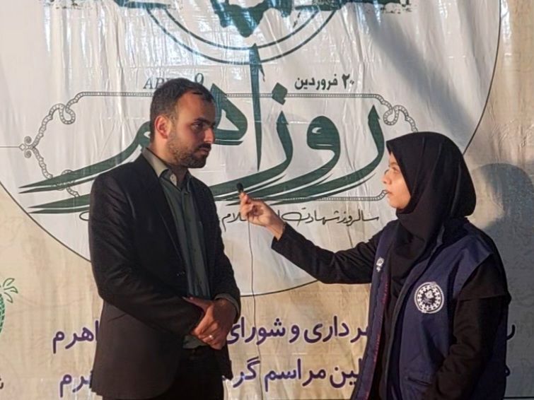 گرامیداشت روز اهرم در تنگستان برگزار شد