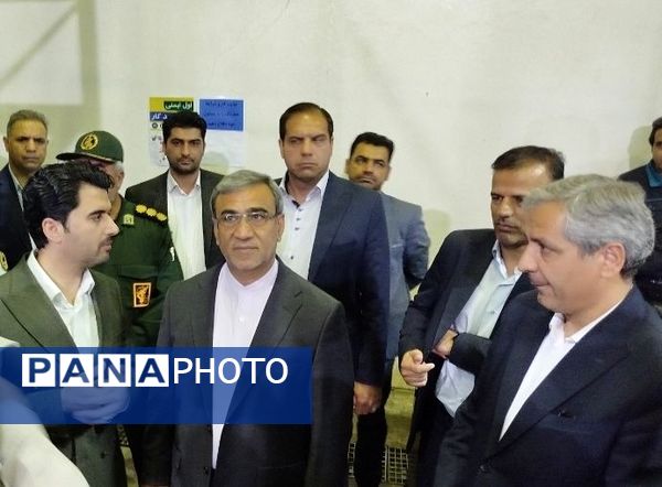 استاندار خراسان رضوی از شرکت عصاره‌گیری پردیس کاشمر بازدید کرد