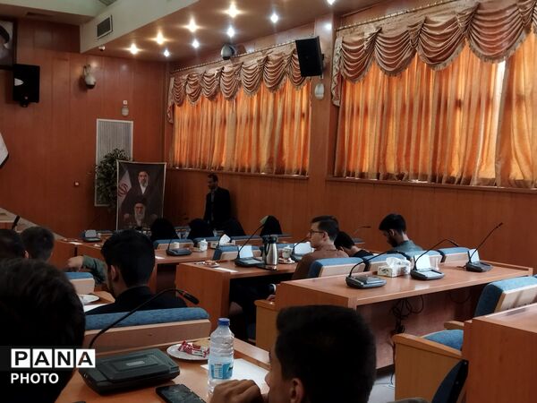 دوره آموزشی خبرنگاری و خبر نویسی در فرمانداری نیشابور 