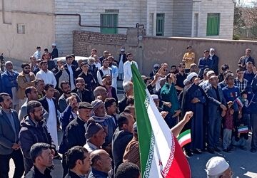 حضور مردم روستای براباد در راهپیمایی روز جهانی قدس