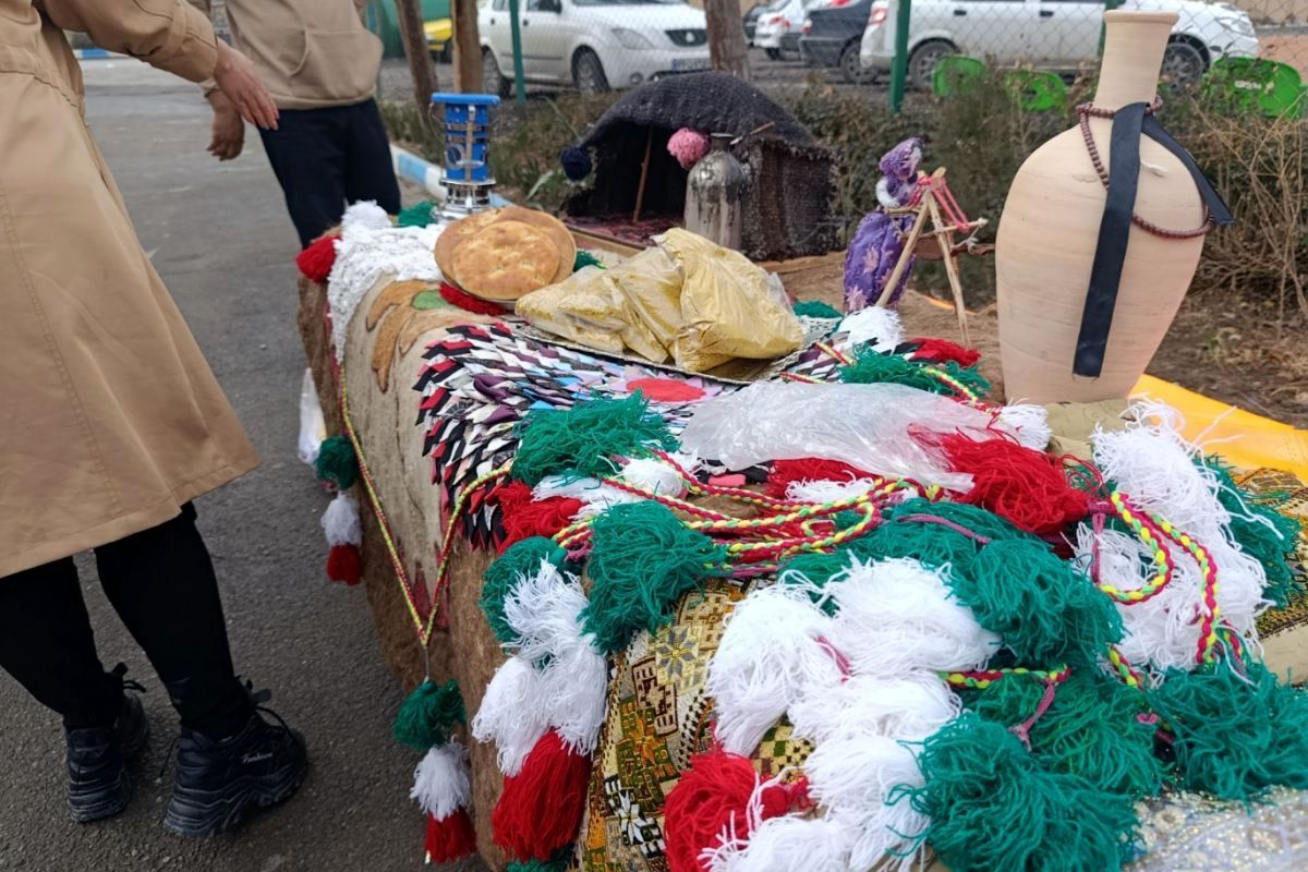 برپایی ایستگاه کوچ به مناسب سالگرد پیروزی اقلاب اسلامی ایران