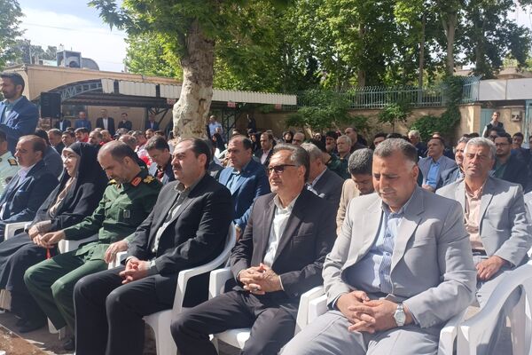 برگزاری مراسم بزرگداشت روز معلم در نیشابور 