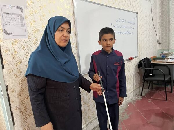 گرامیداشت روز جهانی نابینایان در آموزشگاه شهید محمد منتظر قائم خاتم
