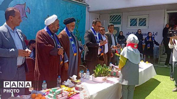 گرامیداشت بیست‌وهفتمین سالروز تأسیس سازمان دانش‌آموزی در یاسوج 