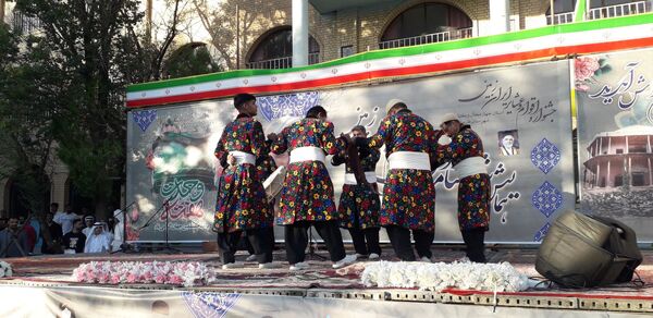 همایش شاهنامه‌خوانی اقوام ایران زمین