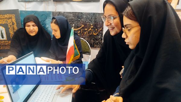 حضور پررنگ هنرستان‌های منطقه پنج تهران در نمایشگاه کارنمای تحول هنرستان‌های شهر تهران