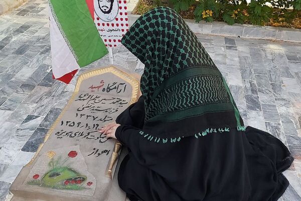 بازدید دانش‌آموزان دختر ناحیه 2 بهارستان از سرزمین نور