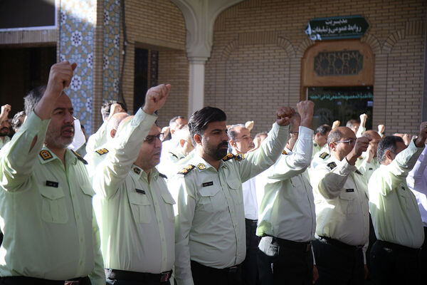 آیین گرامیداشت سالروز طوفان الاقصی با حضور کارکنان پلیس در قم