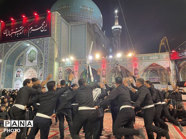 عزاداری سومین شب محرم در حریم سلطان آهو علی بن موسی الرضا(ع)