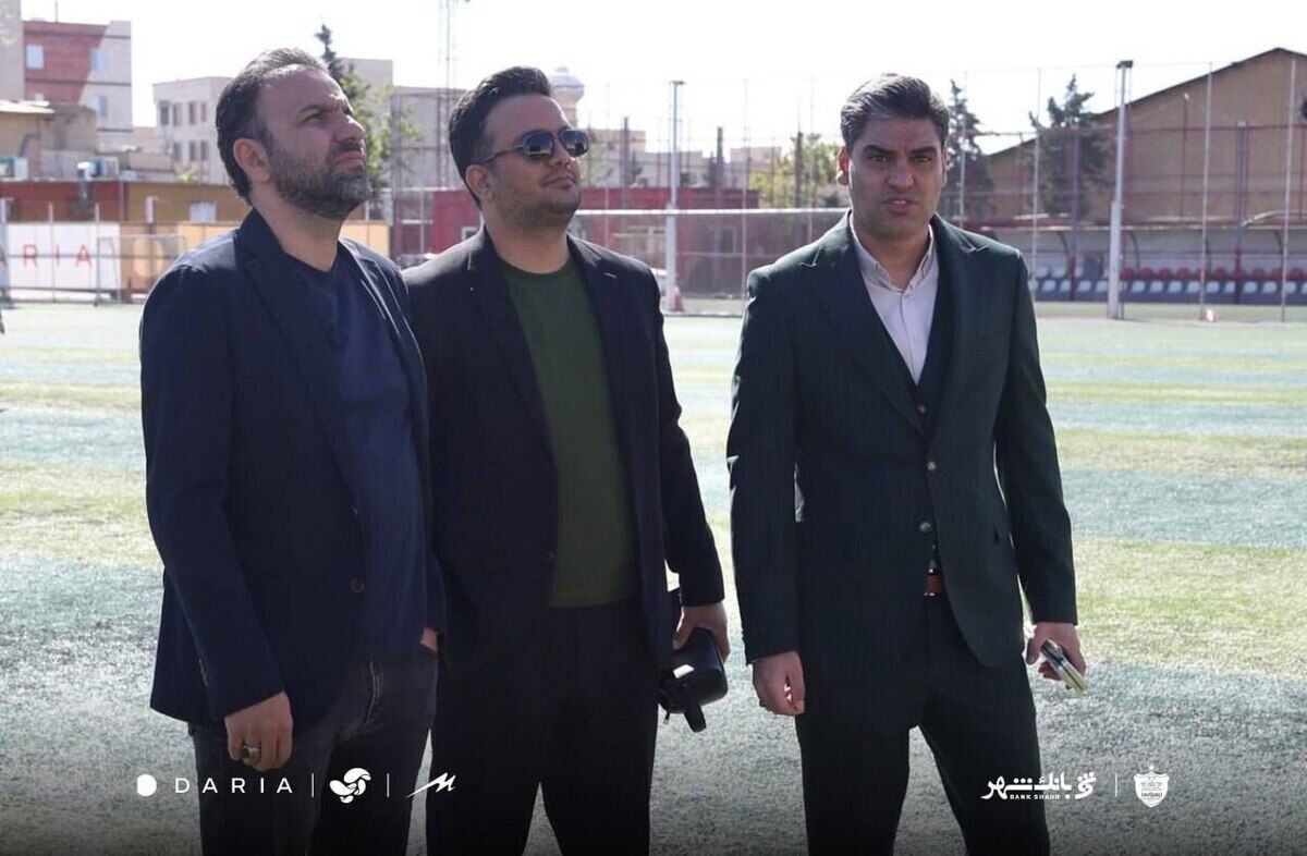 بازدید مدیرعامل پرسپولیس از ورزشگاه درفشی‌فر و افتتاح جایگاه ویژه