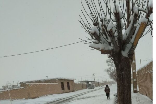 بارش اولین برف زمستانی در ایزدخواست