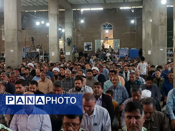 نماز جمعه با حضور پرشور مردم ولایتمدار نیشابور 