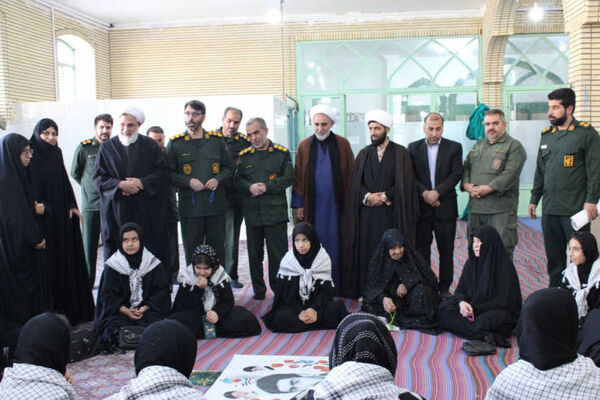 جلوه‌هایی از حلقه‌های صالحین نوجوانان بسیجی در شهر جعفریه