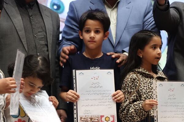 مراسم تجلیل از فرزندان فعالان رسانه یزد