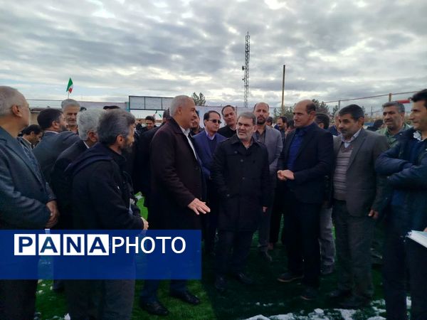 افتتاح زمین چمن مصنوعی شهدای روستای شهوار