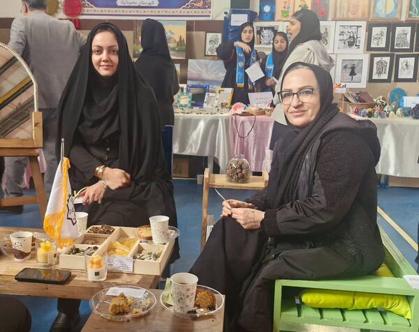 افتتاح نمایشگاه دست‌سازه‌های هنرجویان هنرستان‌های محمودآباد 
