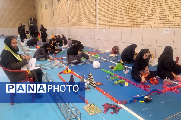 مسابقات بازی‌های فکری رویش دختران مرحله استانی در شیراز