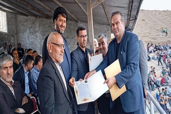 جشنواره بازی های بومی محلی در شهر بار نیشابور