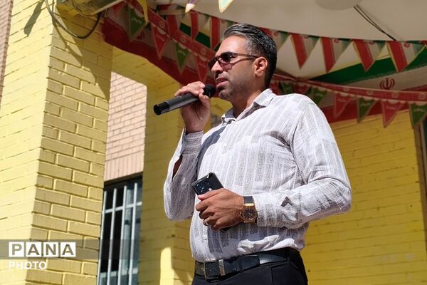 زنگِ مهر در بهارستان دو؛ از فرشته‌ها تا شکوفه‌ها
