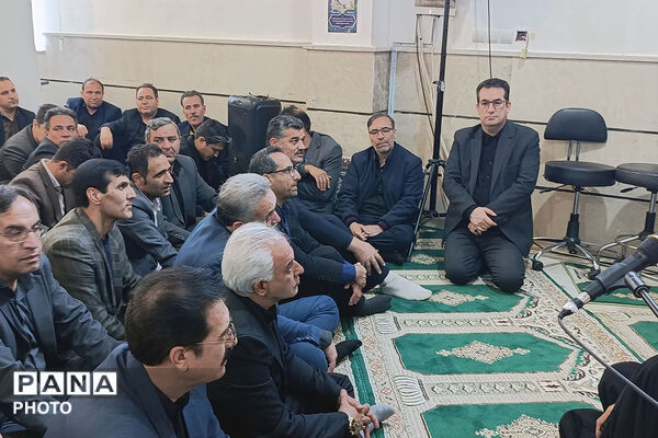 بیعت فرهنگیان شهرستان بجنورد با سومین رهبر انقلاب 