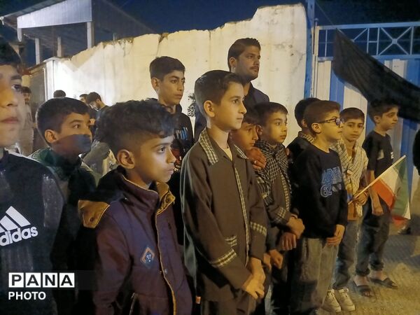 حماسه حضور دانش‌آموزان و فرهنگیان کردکوی در شب اربعین قائد امت