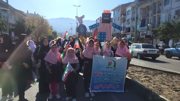 یوم‌الله ۱۳ آبان؛ نماد استمرار مبارزه با استکبار از لانه جاسوسی تا امروز