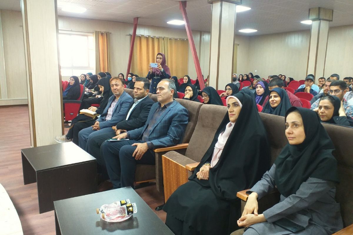 برگزاری دوره توانمند سازی سربازمعلمان و طلاب وظیفه قطب ۳ به میزبانی ملارد