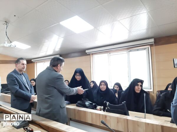 طنین مهر و تربیت در دیار پروفسور هشترودی 