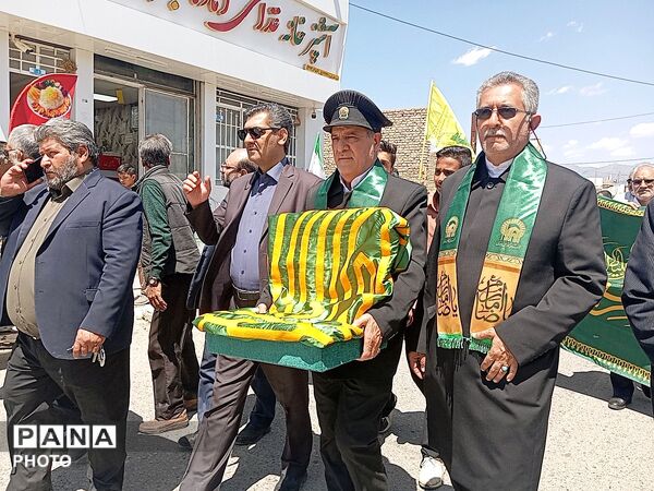 کاروان «در پناه خورشید» میهمان رزق‌آباد کاشمر شد