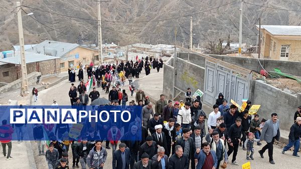 جلوه‌ای از شور انقلابی در سالروز پیروزی