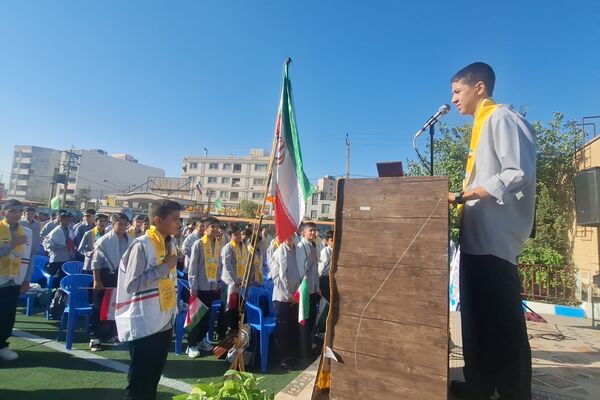 مهر با مقاومت همگام در دبیرستان هیأت امنایی رازی ناحیه چهار شیراز 