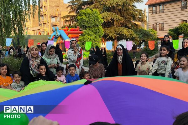 اجرای ویژه‌برنامه‌های فرهنگی و شاد برای کودکان به همت گروه جهادی ندای رسا در عید غدیر