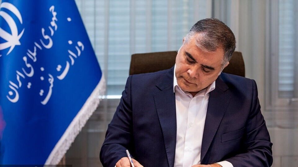وزیر نفت: دست انتقام الهی، گریبان دشمنان را خواهد گرفت