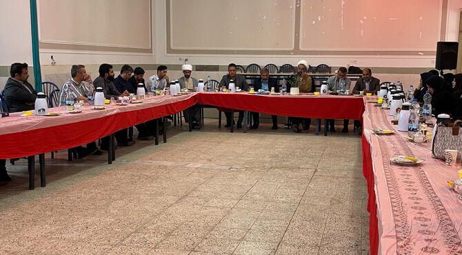 جلسه مدیران مدارس شهرستان خاتم 
