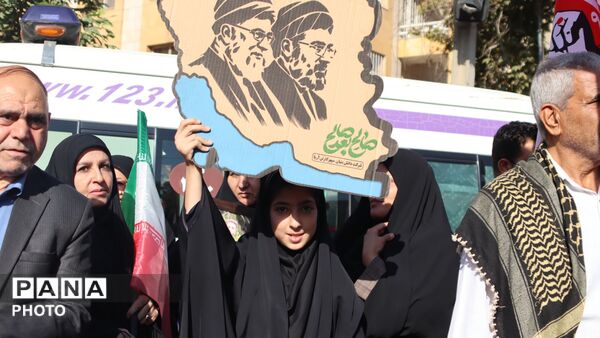 قیام بانوان لرستانی در میدان جان‌فدا حماسه‌ای از گهواره تا سنگر