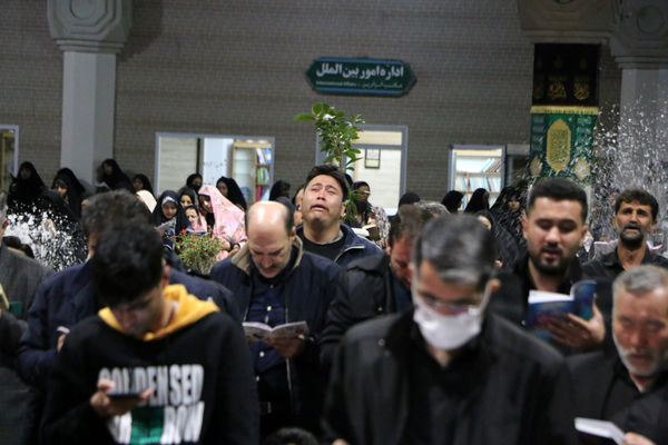 مراسم احیای شب بیست و یکم ماه رمضان در حرم کریمه اهل بیت(س)- 2