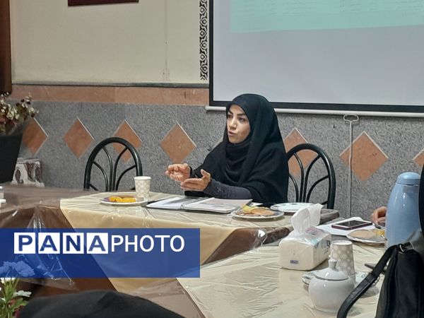 برگزاری پنجمین جلسه هم‌اندیشی مدیران هنرستان‌های ناحیه یک