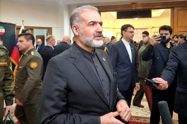 جلالی: برخی کشورها از جمله روسیه از پرداخت عوارض عبور از تنگه هرمز مستثنی شده‌اند