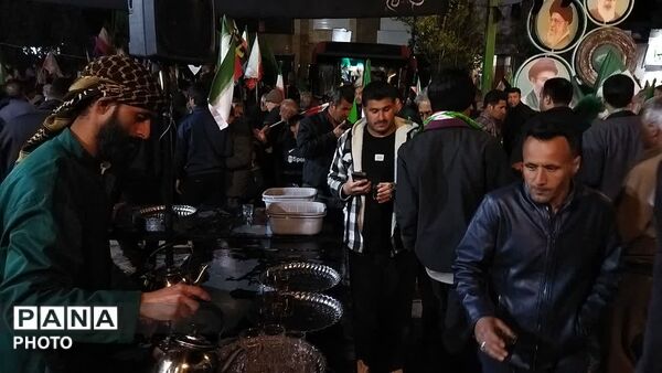 چایخانه فاطمه الزهرا در چهل و ششمین شب از اجتماعات مردمی نیشابور 