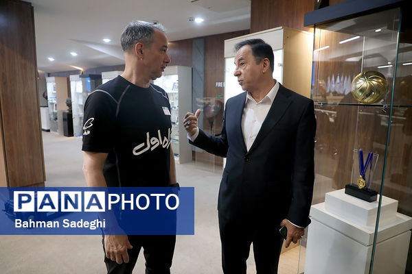 نشست خبری مربی تیم ملی والیبال